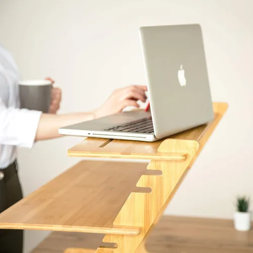 Vista 7 de Elevador de escritorio ajustable de bambú 100% natural, soporte convertidor de escritorio, sin tornillos, se instala en menos de 1 minuto, para uso