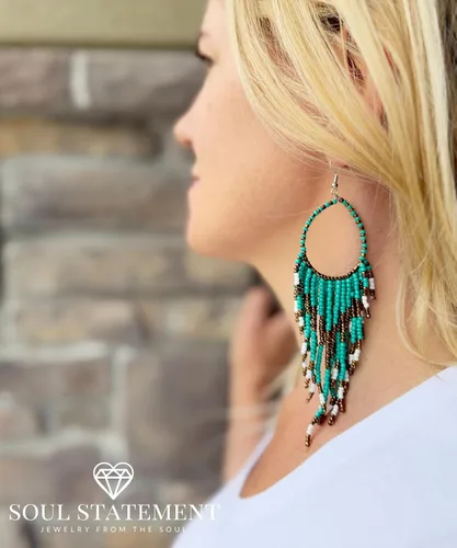 Vista 7 de Western Earring Bundle for Women: Boho Turquoise Patina Tassels & Handmade Colorful Bead Dangles for Concerts & Festivals