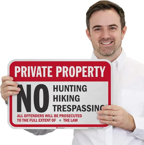Vista 2 de SmartSign Letrero de "Propiedad privada - No Hunting, Senderismo, Trespassing, Offenders Prosecuted" 12" x 18" 3M Aluminio reflectante de grado