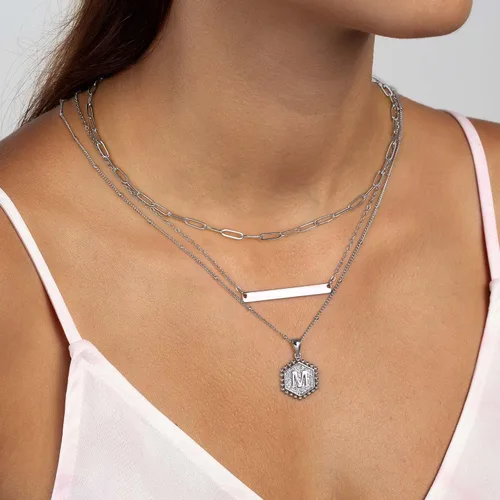 Vista 5 de Turandoss Collares de plata con iniciales en capas para mujer, chapado en oro blanco de 14 quilates, collar de cadena de clip con dije de letra