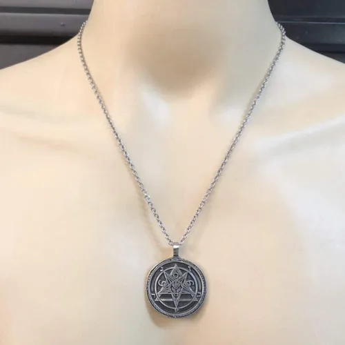 Vista 3 de Ouroboros 666 sigil de Baphomet - Colgante de plata de cabra sabática de peltre con medallón de la iglesia de Satán (cadena de acero inoxidable)