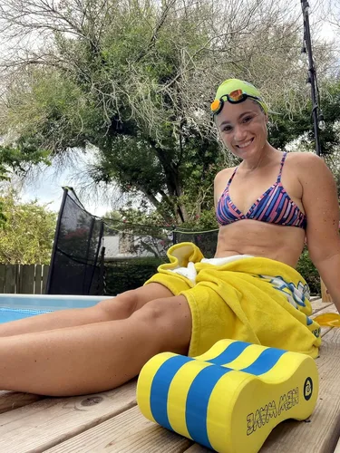 Vista 5 de Boya de tracción de New Wave Swim Buoy para nadadores y triatletas – Flotador de piscina de espuma EVA para adultos