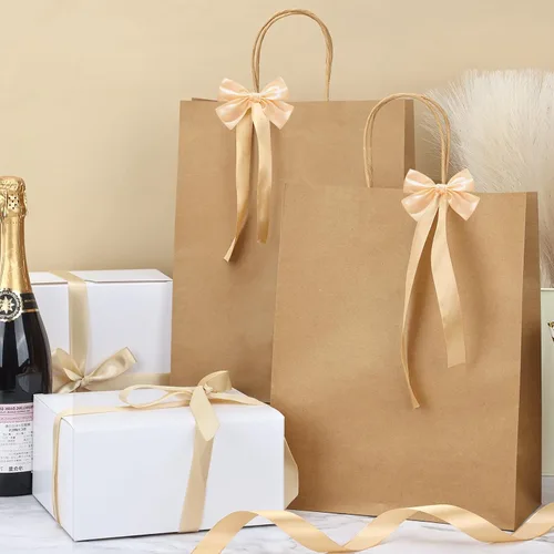 Vista 5 de Moretoes 100 bolsas de papel de regalo de 10 x 5 x 13 pulgadas, bolsas de papel kraft marrón con asas a granel para compras, venta al por menor