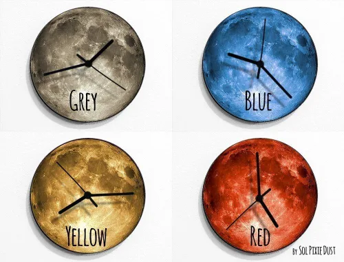Vista 3 de Bruja de Halloween oscilando en la luna - Reloj de pared de péndulo