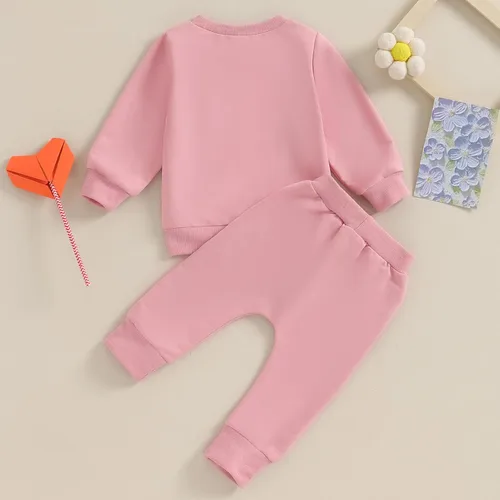 Vista 4 de KMBANGI Ropa de bebé niña de manga larga con cuello redondo y estampado de letras, sudadera elástica para otoño e invierno
