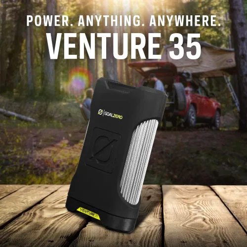 Vista 3 de Goal Zero Venture 35 Cargador portátil Power Bank 9600mAH 18W USB-C Puerto de entrega de energía 2 salidas USB IP67 Clasificación 50 lúmenes linterna