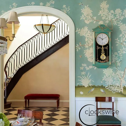 Vista 3 de Clockswise - Reloj de pared grande vintage de abuelo con péndulo de plástico con aspecto de madera para sala de estar, cocina o comedor