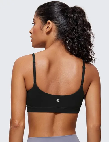 Vista 2 de CRZ YOGA - Brasier deportivo Butterluxe con tirantes delgados ajustables y cuello redondo, brasier con relleno sin varillas para entrenamiento y yoga