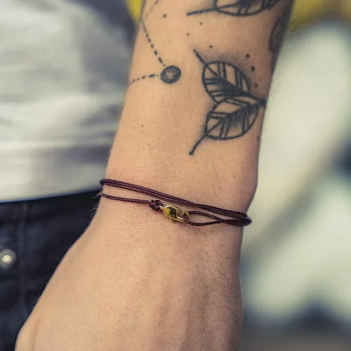 Vista 32 de Made by Nami Nautical Rope Bracelet for Men Waterproof & Adjustable Wrap String Bracelets with Snap Hook Gift for Him