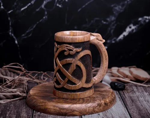 Vista 3 de Jarra de Cerveza de Madera Premium 20Oz Estilo Urnes 100% Hecha a Mano Jarra de Cerveza Accesorios de Vino Regalos Vikingos Regalo Medieval Tankard