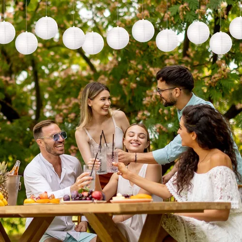 Vista 6 de Treela Paquete de 90 faroles de papel chinos japoneses blancos para colgar al aire libre, globos de papel para decoración de fiesta para bodas