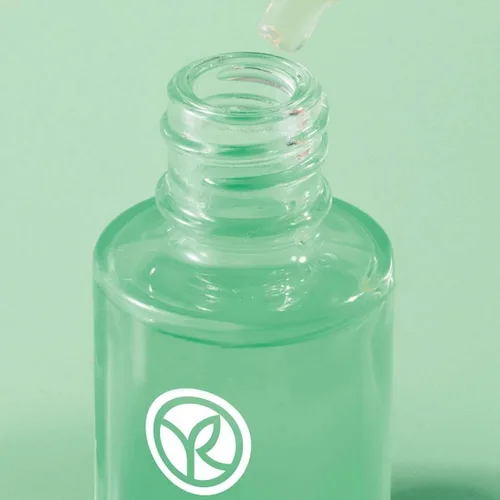 Vista 3 de Yves Rocher Sebo Pure Vegetal Reequilibrante Antioxidant Essence Suero Orgánico Combinación y Solución para Piel Grasa - 1.0 fl oz. / 1 onza líquida