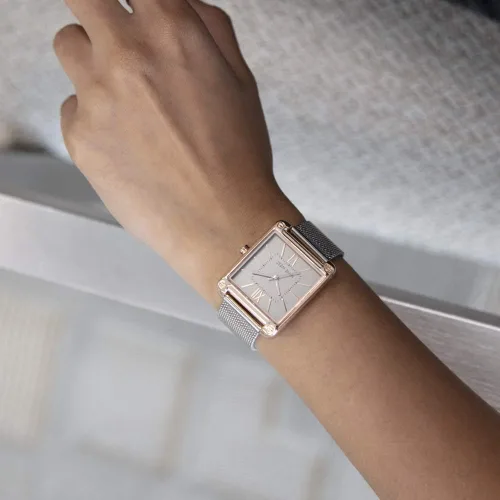 Vista 2 de Nine West Reloj de pulsera de malla para mujer