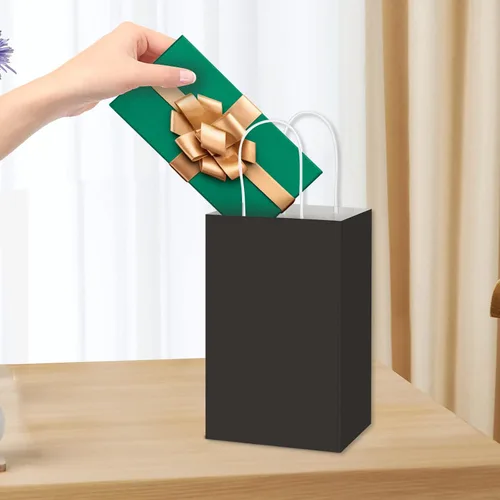 Vista 6 de Toovip Paquete de 50 bolsas pequeñas de papel kraft negro de 5.25 x 3.25 x 8.25 pulgadas con asas a granel, bolsas de regalo para regalos