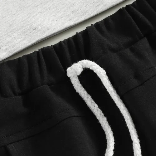 Vista 6 de Conjunto de camiseta de manga corta con estampado de vaca para bebé, pantalones cortos sólidos, ropa de verano
