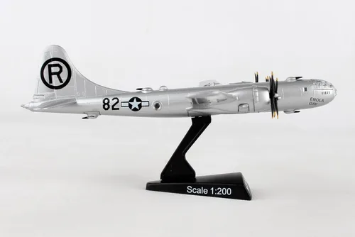 Vista 12 de Daron Worldwide Trading B-29 Superfortress Enola Gay Vehículo (escala 1:200), Blanco