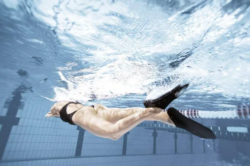 Vista 6 de Arena Powerfin - Aletas de entrenamiento para natación Negro/Plateado