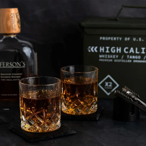 Vista 7 de Titan LSO Vasos y piedras de whisky en caja táctica única Copas de cóctel Bourbon, posavasos y pinzas Regalos para hombres Juego de vasos