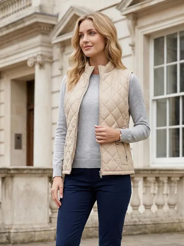Vista 2 de Fuinloth Women's Quilted Vest Lightweight Puffer Stand Collar Zip Gilet Beige