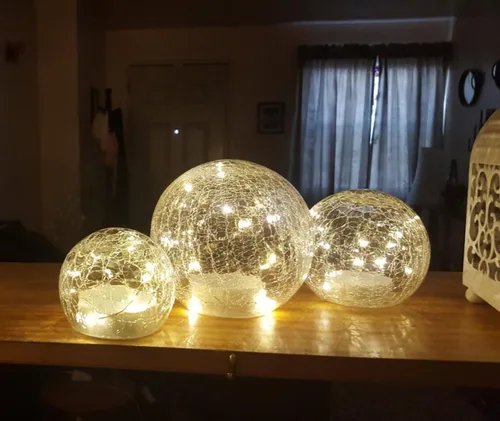 Vista 2 de Lámpara LED Crackle Globe funciona con pilas, orbe de vidrio iluminado para decoración de festivales de Navidad, luz de bola de vidrio de mercurio