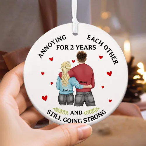Vista 2 de Adorno personalizado de cerámica para parejas, adornos personalizados, regalo romántico de boda, regalo romántico para parejas, regalos de despedida