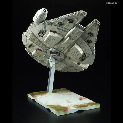 Vista 5 de Bandai Hobby 1/144 Halcón Milenario Star Wars: Los Últimos Jedi