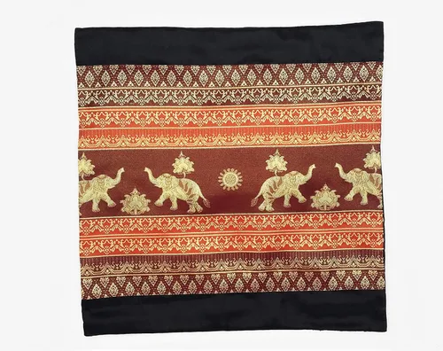 Vista 3 de Fundas de almohada decorativas hechas de seda tailandesa. Bordadas con estampado floral y pequeñas, fundas de almohada de elefantes reales (negro)
