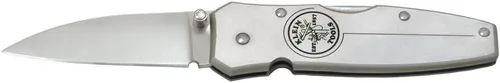 Vista 6 de Klein Tools 44001 Cuchillo de bloqueo ligero de 2-1/2 pulgadas con hoja de punto de caída