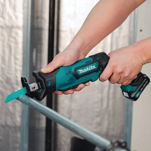 Vista 3 de Makita RJ03R1 12V Max CXT Kit de sierra recíproca inalámbrica de iones de litio