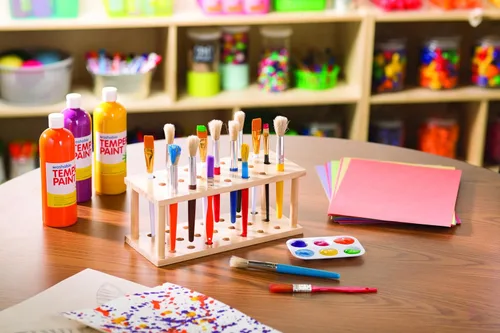 Vista 6 de Fun Express Juego de pintura de témpera lavable para niños, 10 colores vibrantes (botellas exprimibles de 16 onzas, 160 onzas líquidas a granel)