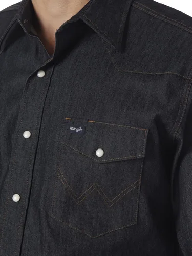 Vista 3 de Wrangler Camisa sólida de manga larga con cuello extendido para hombre, rendimiento avanzado, comodidad avanzada, corte vaquero
