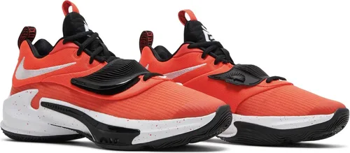 Vista 4 de Nike Zoom Freak 3 Lt StoneBright CrimsonRacer Bl-Grn Strike para hombre (DA0694 100), NegroBlancoNegro