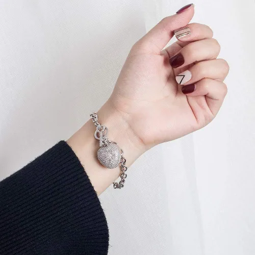Vista 4 de Nuevos productos Pulsera de plata esterlina 925 joyería fina pulsera de corazón brillante 6-7-8 pulgadas Accesorios de plata maciza regalo de fiesta