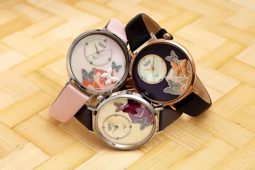 Vista 8 de Burgi BUR158 - Reloj de mujer de piel con mariposas de cristal, marcadores de diamantes genuinos y diseños de flores en la esfera de nácar - clásico