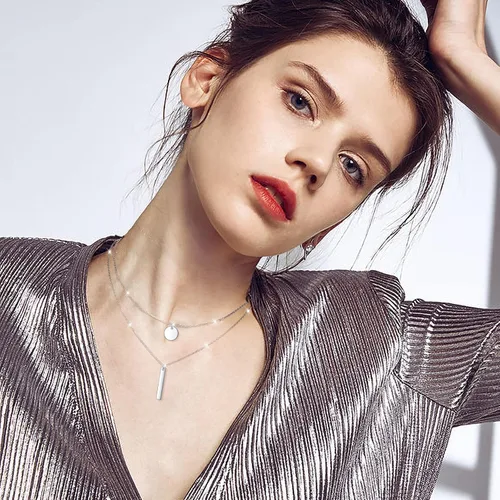 Vista 2 de Gargantilla ajustable de plata de ley S925 con colgante, joyería para mujeres y niñas.
