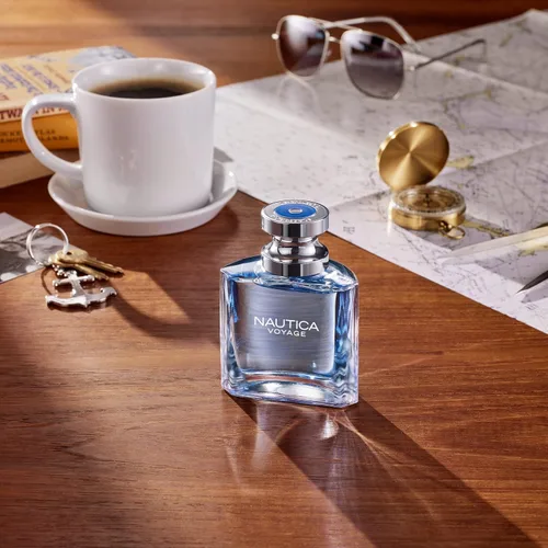 Vista 3 de Nautica Voyage por Nautica para hombres: Eau De Toilette en espray de 3.4 fl oz (100 ml) y espray corporal Nautica Voyage, 6 fl oz (177.44 ml)