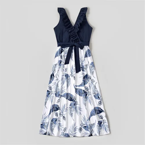 Vista 2 de PATPAT Conjunto de vestidos a juego para la familia, para la playa, para mamá y yo, con estampado floral tropical, vestido largo y camisas