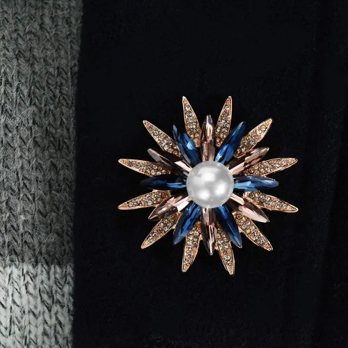 Vista 5 de Broche de flores de geometría de cristal Austrain con ramo de perlas de imitación, accesorios de joyería para mujer