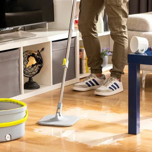 Vista 4 de Mopa Giratoria con Autolimpieza y Cubo Separador Selimop InnovaGoods