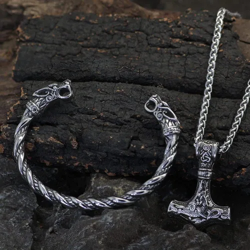 Vista 2 de GuoShuang Collar con colgante vikingo y pulsera para hombre, juego de joyería para hombre, collar Mjolnir de 24 pulgadas, collar y pulsera