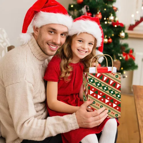 Vista 4 de Vellibring 24 piezas de bolsas de regalo de Navidad Kraft, bolsas de papel de Navidad con asa, bolsas de papel de Navidad con estampados navideños