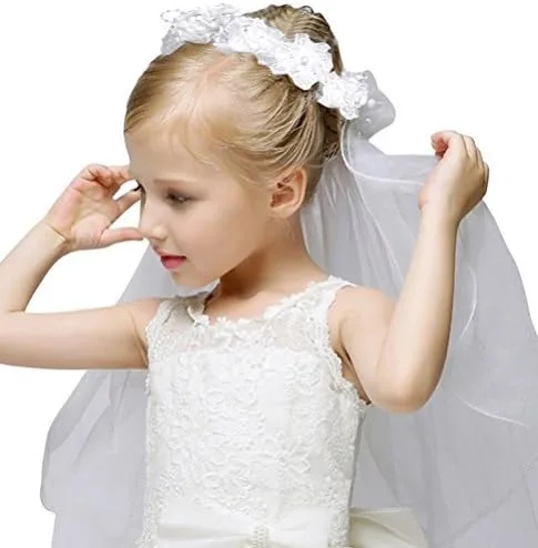 Vista 2 de Corona de flores con velo para niñas, ideal para eventos como bodas