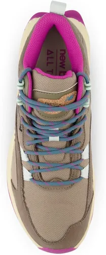 Vista 4 de New Balance Tenis de correr Fresh Foam X Hierro V1 de corte medio para mujer