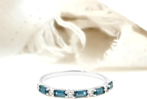 Vista 6 de Natural London Blue Topaz Diamond Half Eternity Ring, Aaa Quality 10K oro blanco