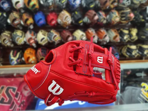 Vista 2 de Wilson A2000 1786 - Guante de béisbol, lanzamiento a mano derecha, serie Infield de 11.5 pulgadas, edición exclusiva (rojo)