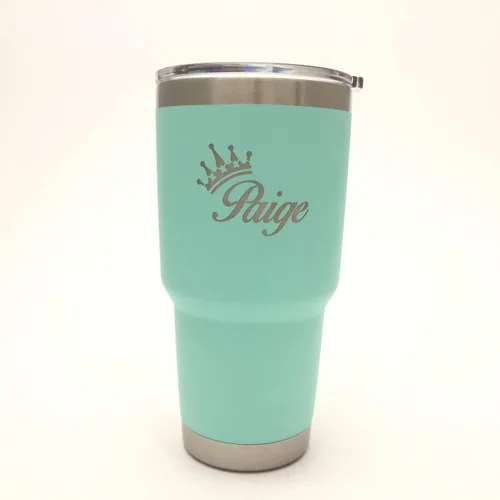Vista 4 de Yeti Rambler - Vaso de acero inoxidable grabado personalizado con nombre de tiara de princesa, no es una calcomanía