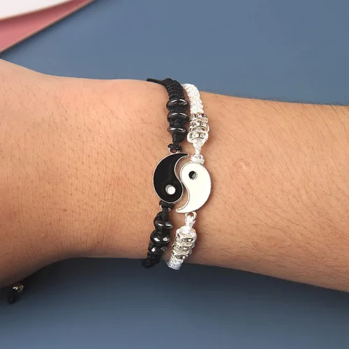 Vista 3 de Long tiantian Juego de 6 collares Yin Yang a juego para parejas, collar Ying Yang para 2 pulseras a juego para mejores amigos, pulseras de relación