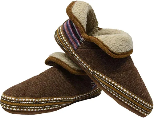 Vista 4 de ARIAT Pantuflas para mujer, cálidas, suaves, de mezcla de acrílicolana, parte superior de goma para interiores y exteriores, Appaloosa