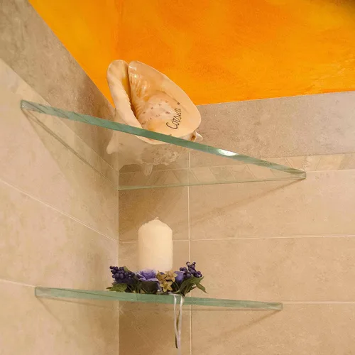 Vista 2 de Dulles Glass Estante de vidrio triangular de 8" x 8" - Templado - 3/8" de grosor - Vidrio pulido plano