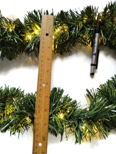 Vista 5 de Dark Green Pine Christmas Garland with LED Lights